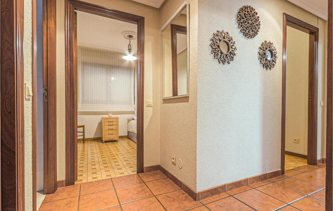 Stunning Apartment In Gijon With Wifi Екстер'єр фото