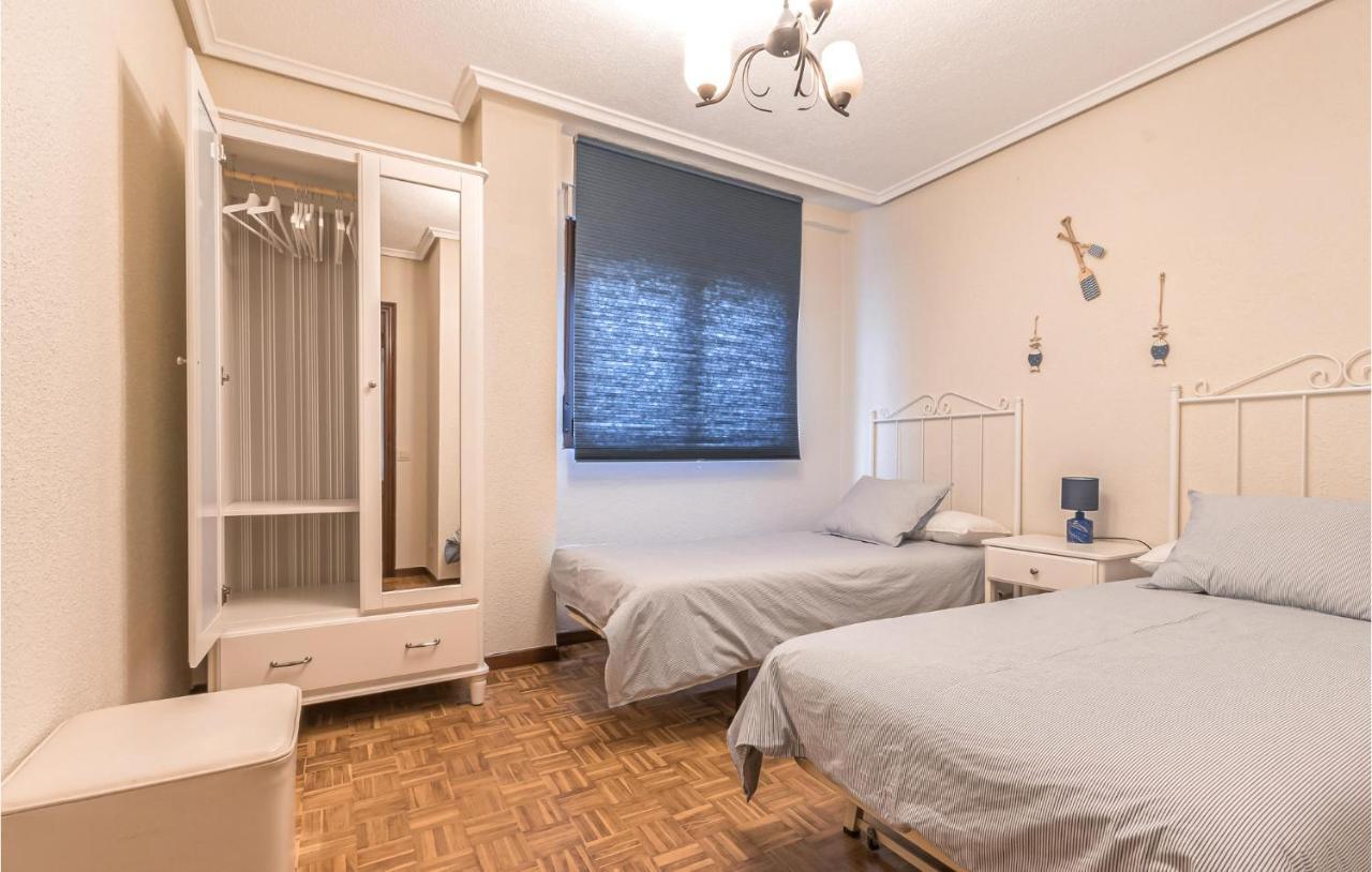 Stunning Apartment In Gijon With Wifi Екстер'єр фото