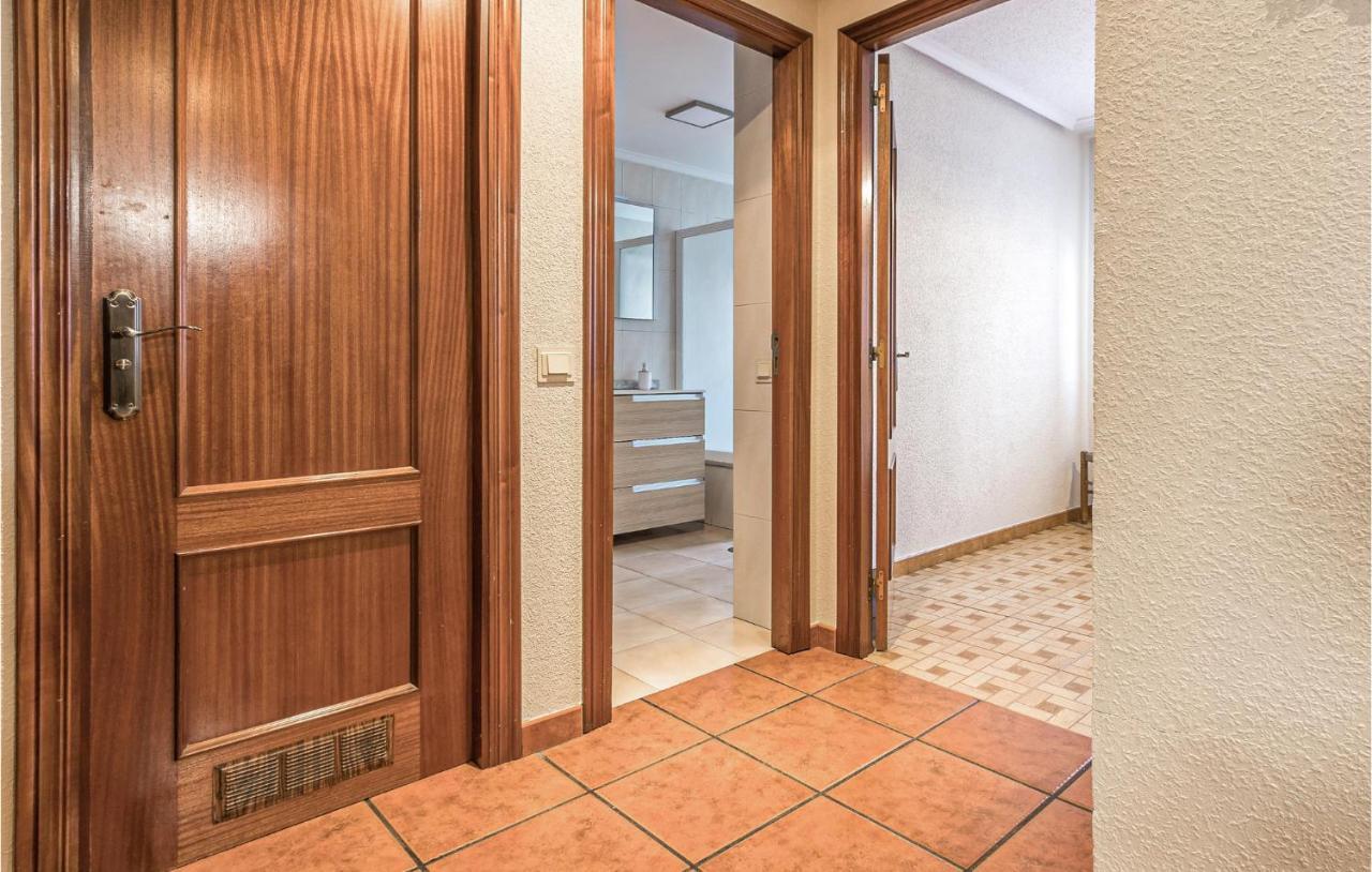 Stunning Apartment In Gijon With Wifi Екстер'єр фото